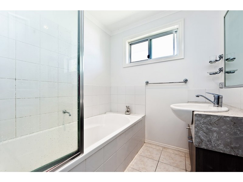 5 23/25 Finch Road, Werribee South VIC 3030