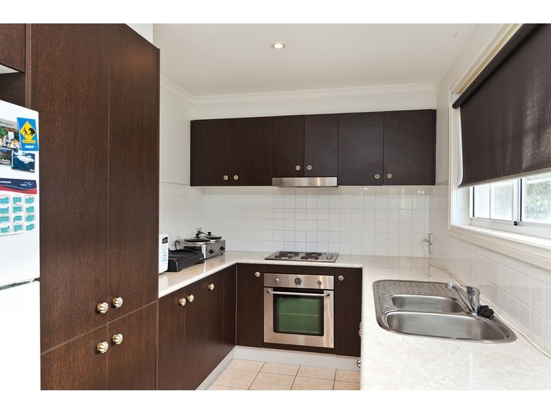 1/ 21-23 Finch Road, Werribee South VIC 3030