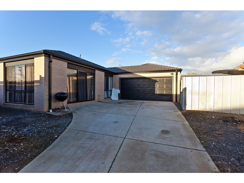 21 Blossom Lane, Werribee VIC 3030