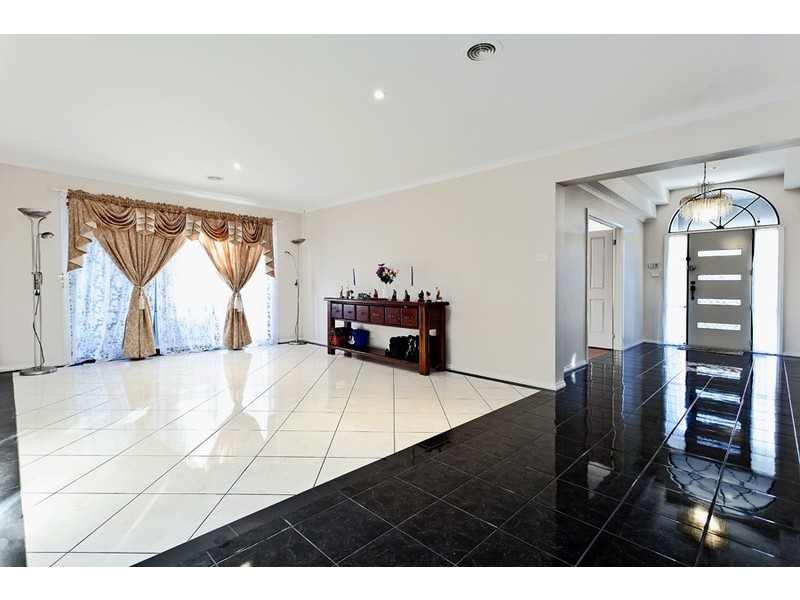 21 Blossom Lane, Werribee VIC 3030