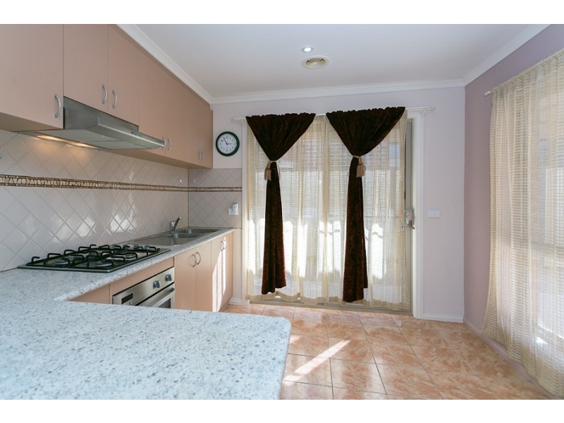 1/9 Halladale Ave, Wyndham Vale VIC 3024