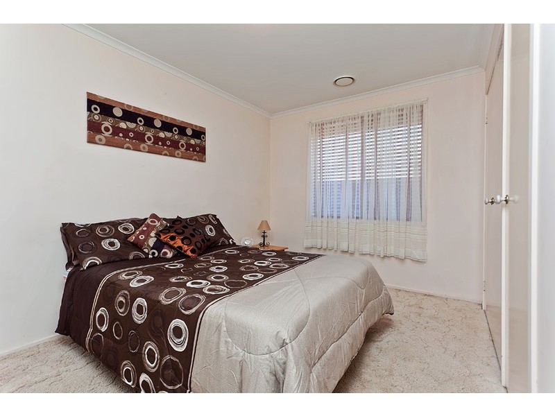 42 Dongala Drive, Werribee VIC 3030