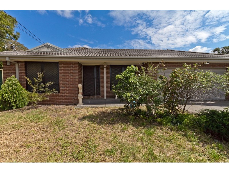 18 Mount Eagle Way, Wyndham Vale VIC 3024