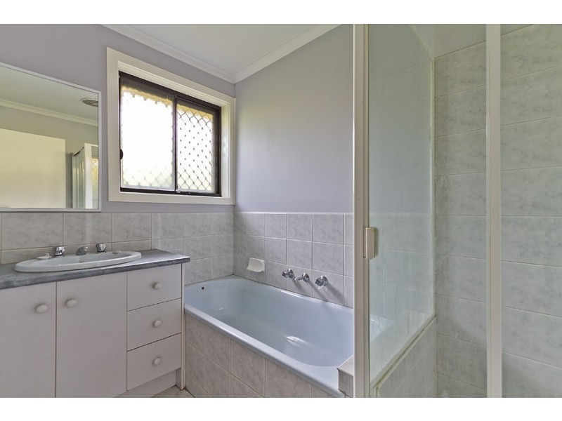 18 Mount Eagle Way, Wyndham Vale VIC 3024