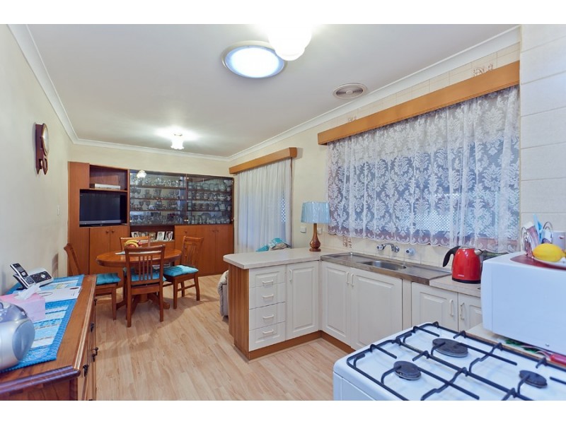 28 Kaye Crescent, Laverton VIC 3028