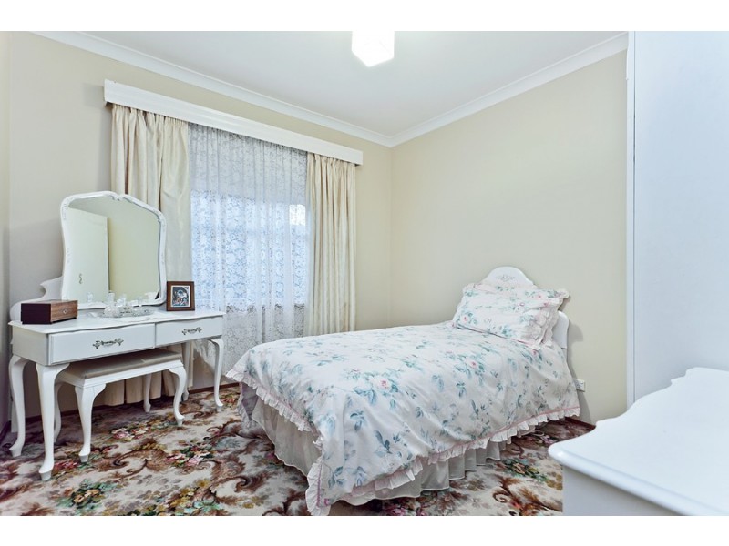 28 Kaye Crescent, Laverton VIC 3028
