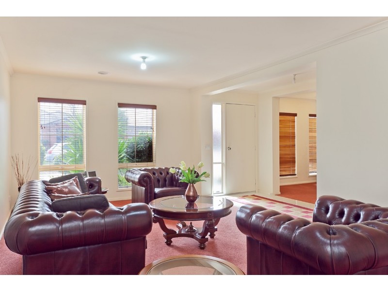 10 Kingsfield way, Truganina VIC 3029