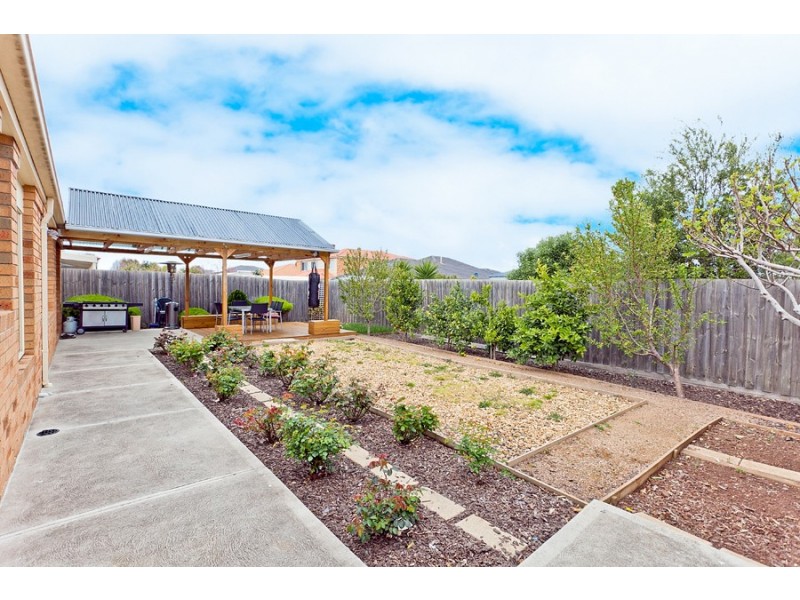 10 Kingsfield way, Truganina VIC 3029