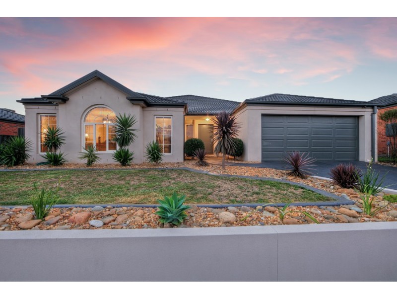 6 Ashburton Avenue, Wyndham Vale VIC 3024