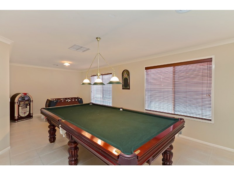 6 Ashburton Avenue, Wyndham Vale VIC 3024