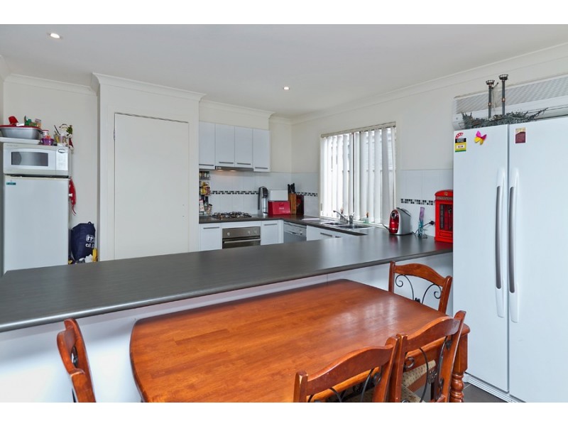 27 Delias Road, Tarneit VIC 3029