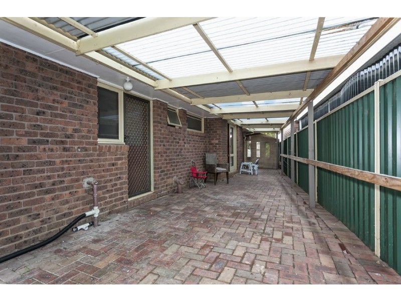 16 Mount Eagle Way, Wyndham Vale VIC 3024