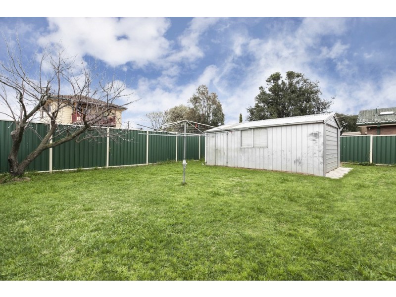 16 Mount Eagle Way, Wyndham Vale VIC 3024