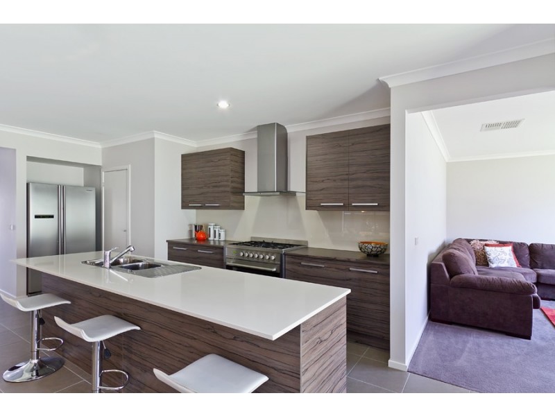 126 Haines Drive, Wyndham Vale VIC 3024