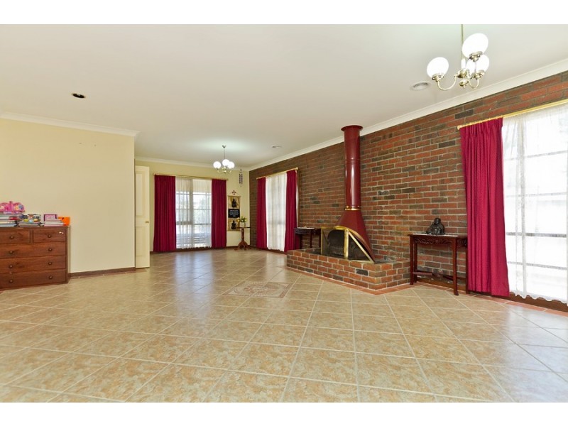 51  Evrah Drive, Hoppers Crossing VIC 3029