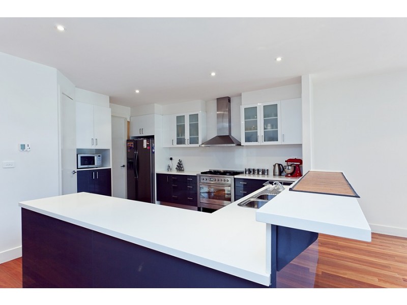 6 Rainbow Way, Tarneit VIC 3029