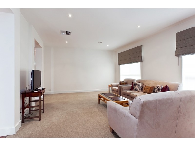 6 Rainbow Way, Tarneit VIC 3029