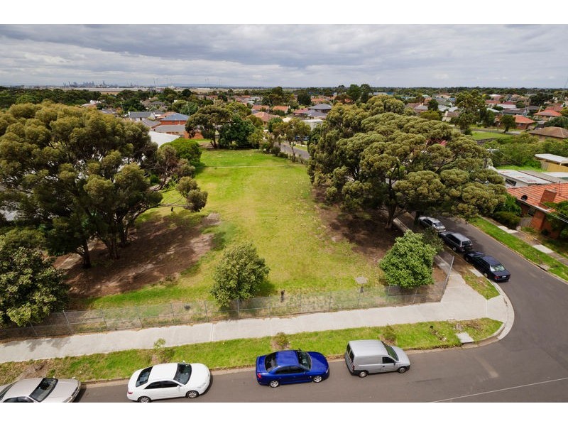 1 – 19 Thomas Street, Laverton VIC 3028