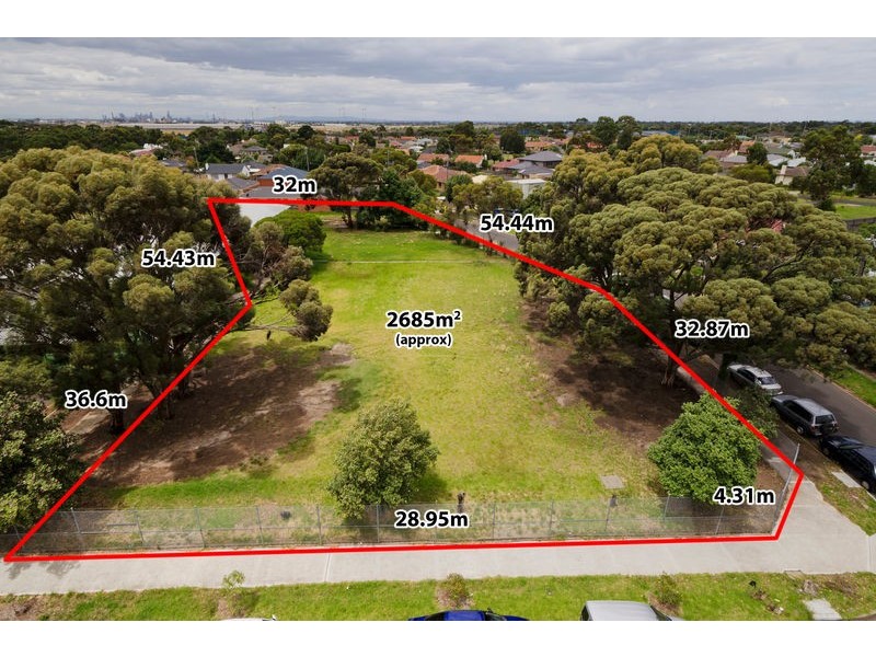 1 – 19 Thomas Street, Laverton VIC 3028