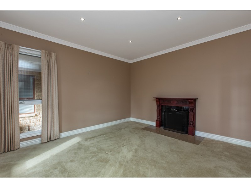 161 Paces Lane, Rowsley VIC 3340