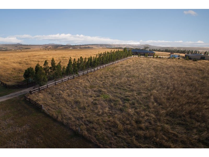 161 Paces Lane, Rowsley VIC 3340