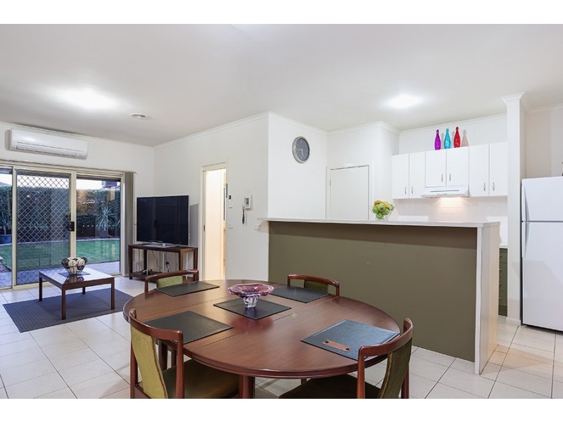 25 Almond Close, Werribee VIC 3030