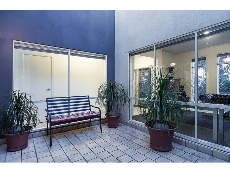 25 Almond Close, Werribee VIC 3030