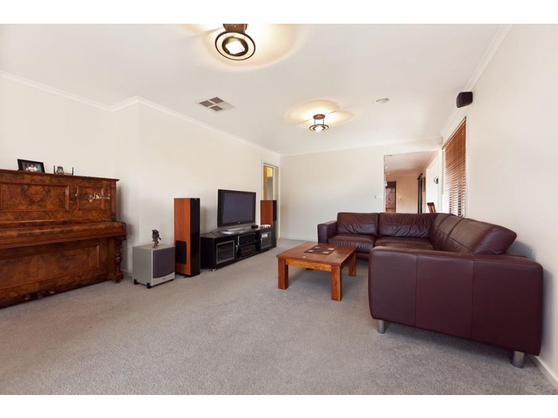 24 Downham Way, Wyndham Vale VIC 3024