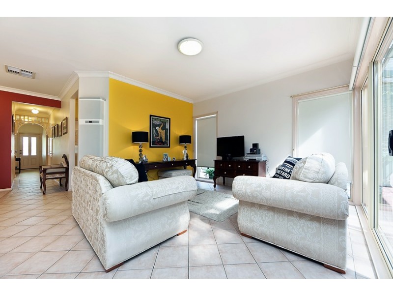 5 Mayfair Street, Wyndham Vale VIC 3024