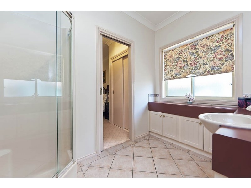 5 Mayfair Street, Wyndham Vale VIC 3024