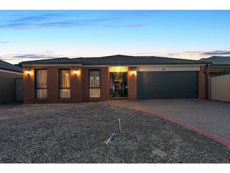 189 Thames Blvd, Tarneit VIC 3029