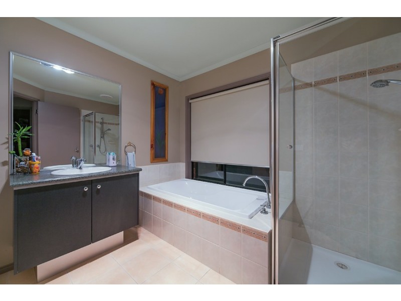 189 Thames Blvd, Tarneit VIC 3029