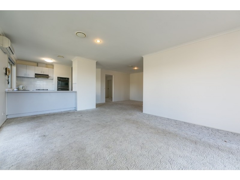 56 Hotham Cres, Hoppers Crossing VIC 3029