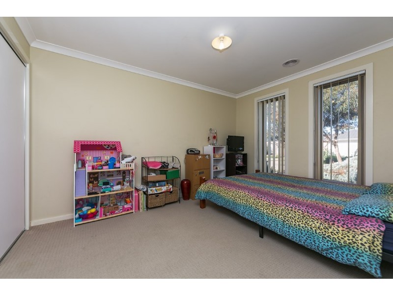 16 Blue Jay Cres, Tarneit VIC 3029