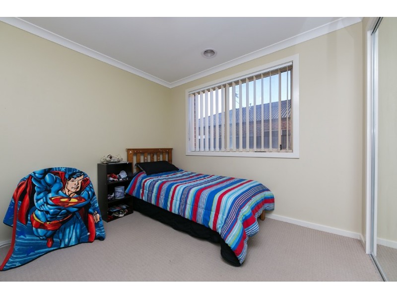 16 Blue Jay Cres, Tarneit VIC 3029