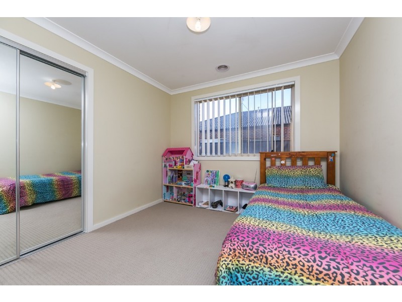 16 Blue Jay Cres, Tarneit VIC 3029