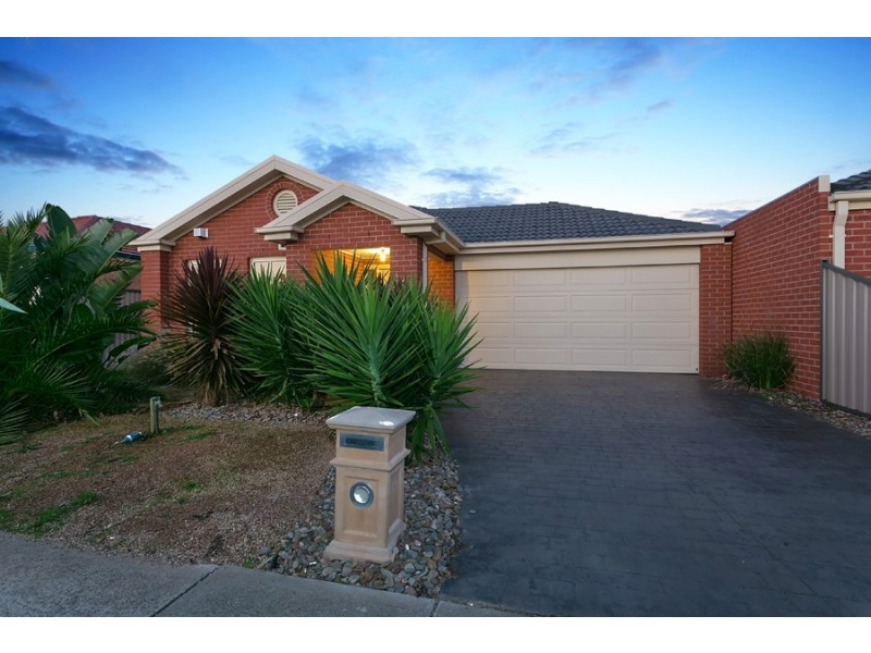 202 Thames Blvd, Tarneit VIC 3029