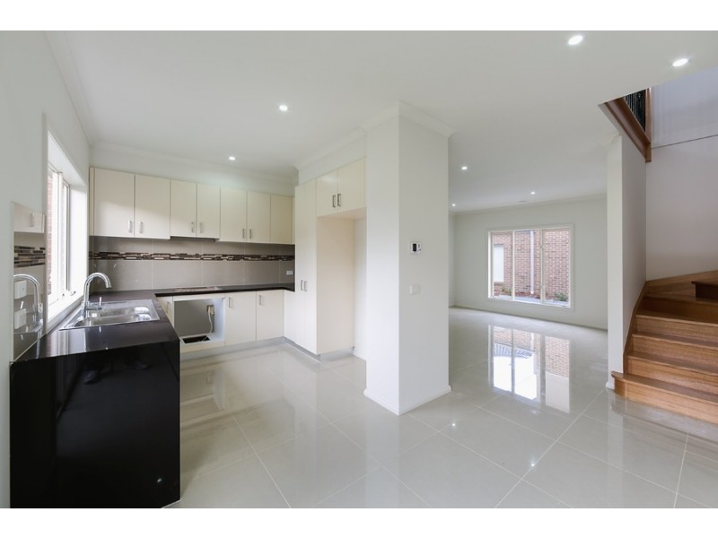 2/35-37 Fitzpatrick Drive, Altona Meadows VIC 3028