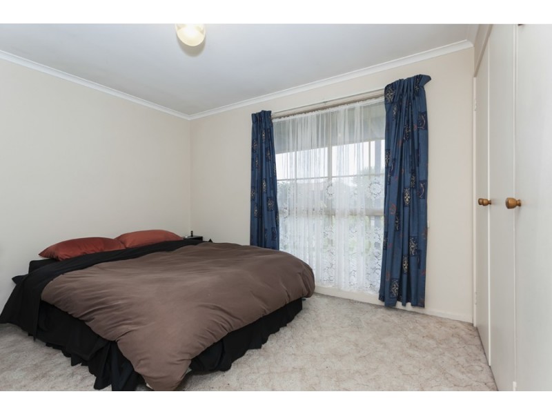 24 Seine Close, Werribee VIC 3030