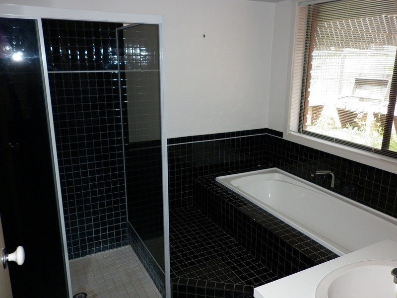 52 Cassowary Avenue, Werribee VIC 3030