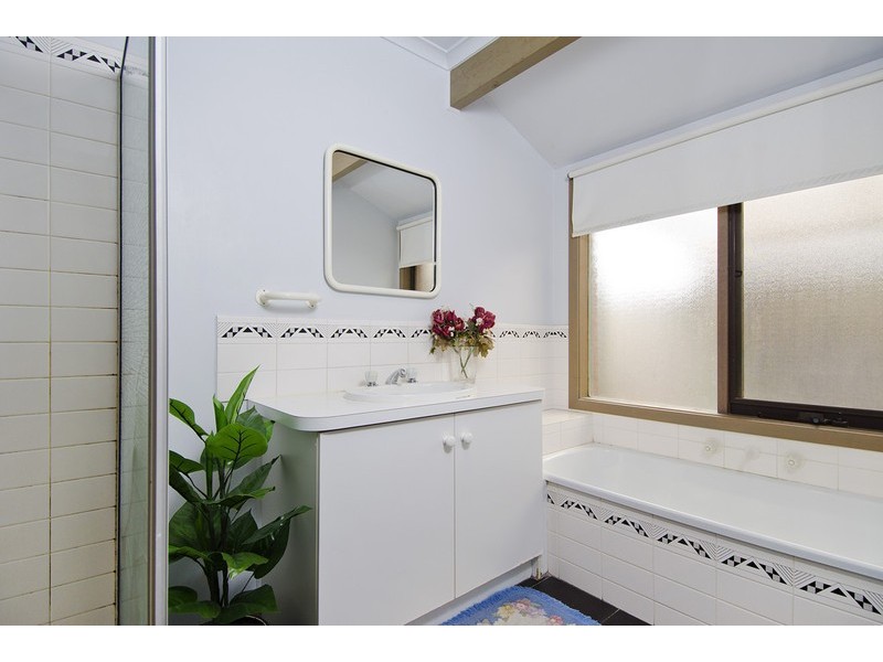 21 Iluka Drive, Werribee VIC 3030