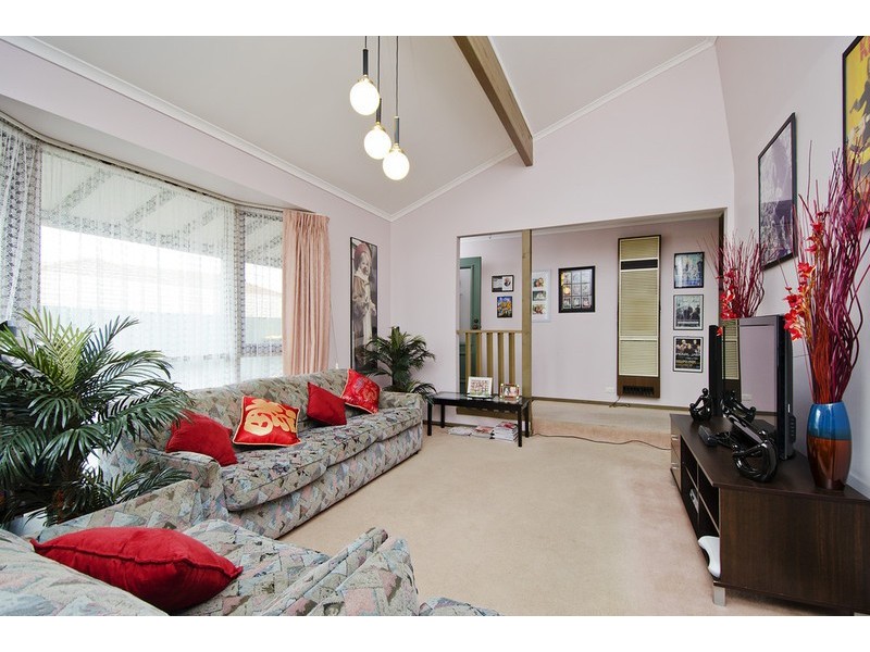21 Iluka Drive, Werribee VIC 3030