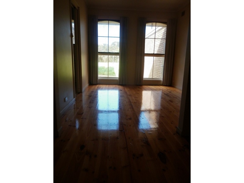 2 Finch Road, Werribee South VIC 3030