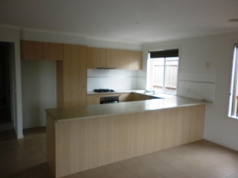 19 Laurence Way, Tarneit VIC 3029