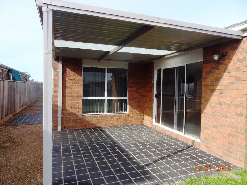 19 Laurence Way, Tarneit VIC 3029