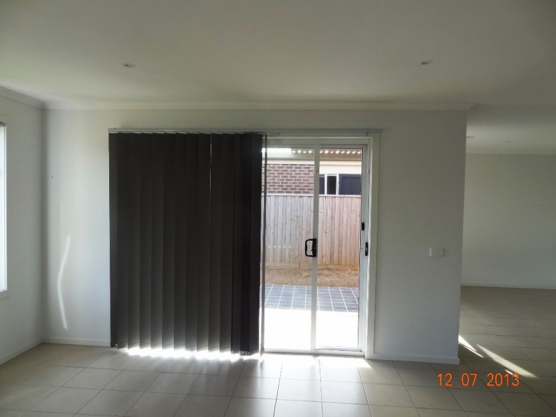 19 Laurence Way, Tarneit VIC 3029