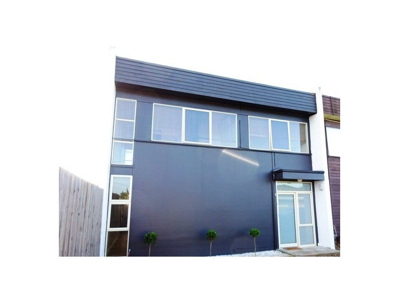 1/8 Beasley Avenue, Werribee VIC 3030