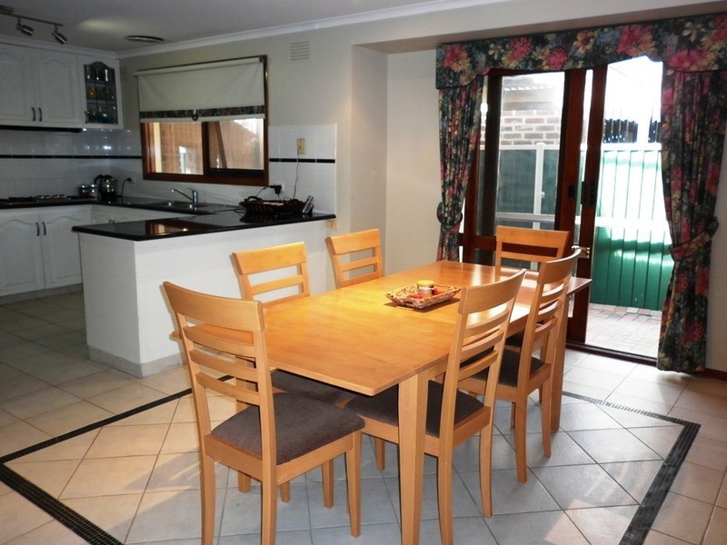 16 Mount Eagle Way, Wyndham Vale VIC 3024