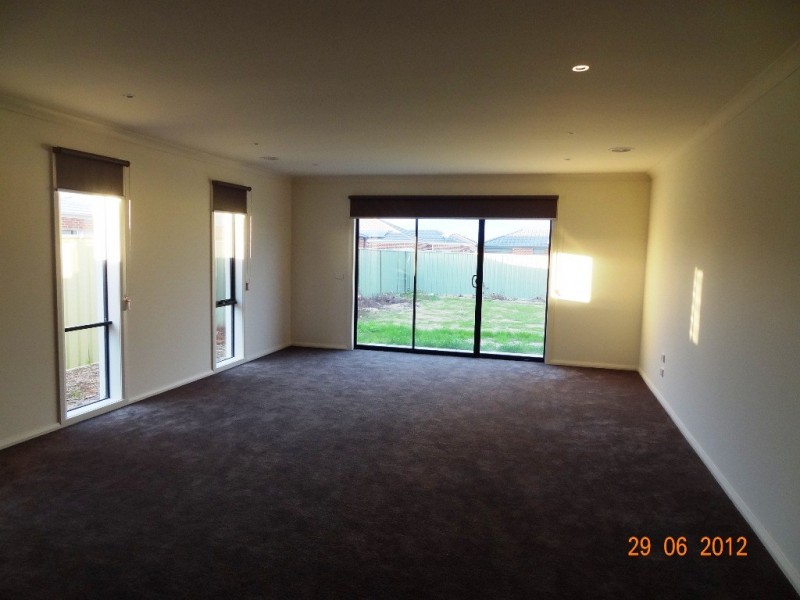 25 Ambleside Avenue, Wyndham Vale VIC 3024