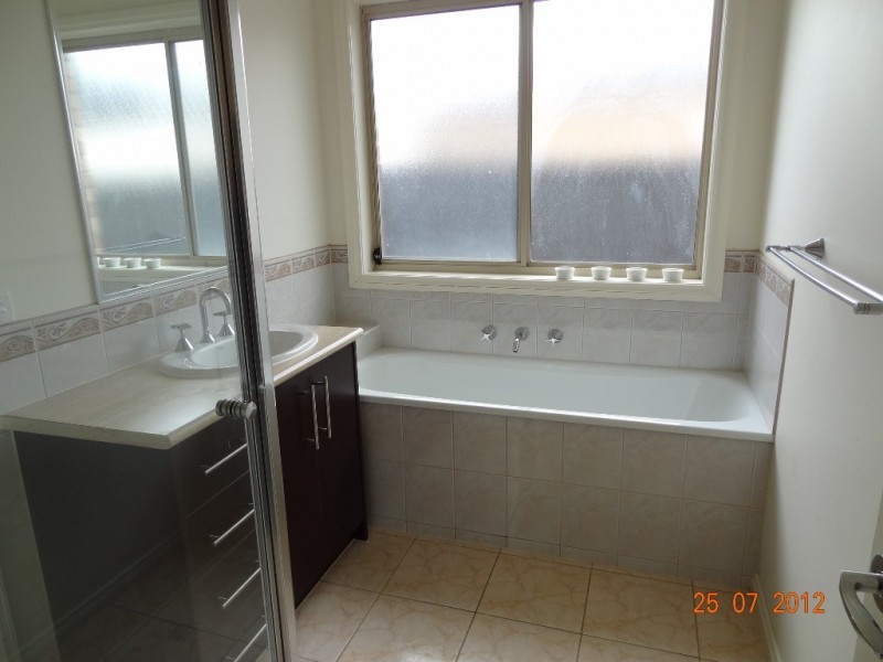 13 Scholar Drive, Wyndham Vale VIC 3024